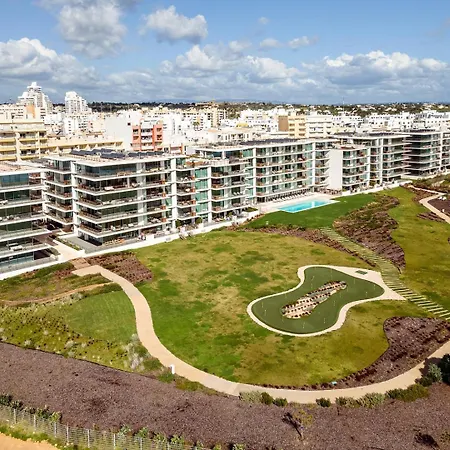 Bayline Algarve - Beachfront, Spa, Lagoon View Apartment
