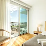 Bayline Beachfront, Lagoon View & *