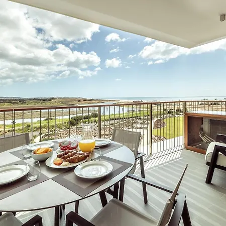Bayline Beachfront, Lagoon View & * Armacao de Pera